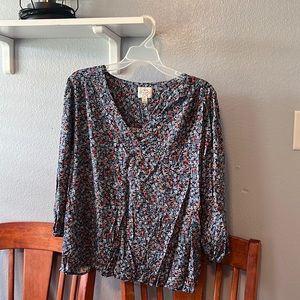 Women’s blouse   XL